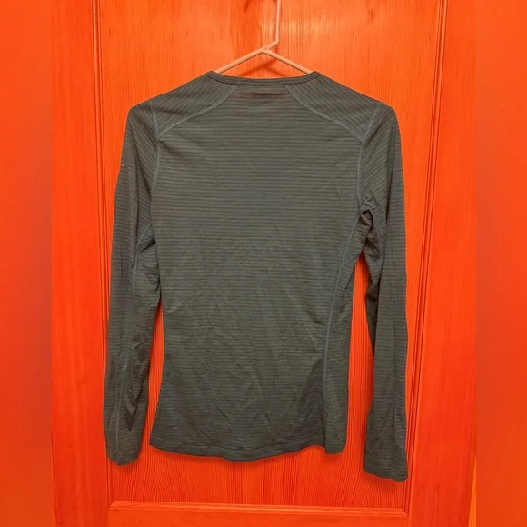 Women's Merino 200 Oasis
Long Sleeve Crew Thermal
Top - Picture 2 of 4